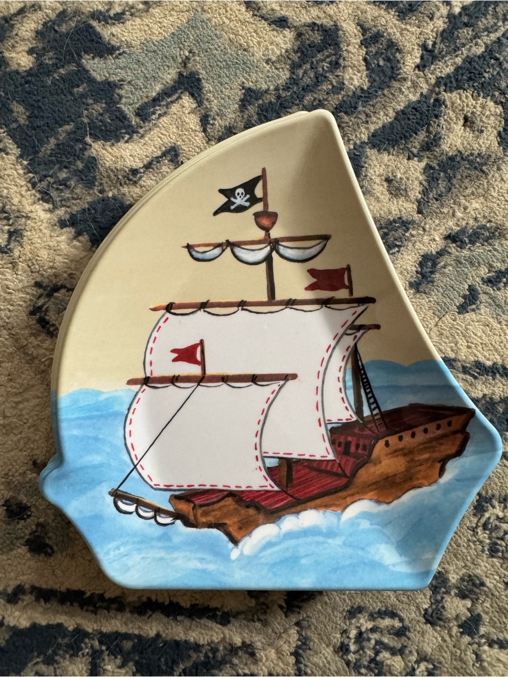 Pottery Barn Kids Pirate Ship Melamine Plates Set of 4 Jolly Roger Sail Shaped